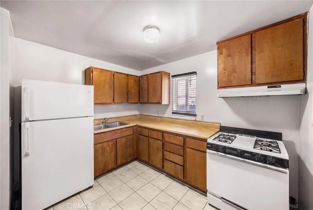 2103 B STREET La Verne, CA 91750