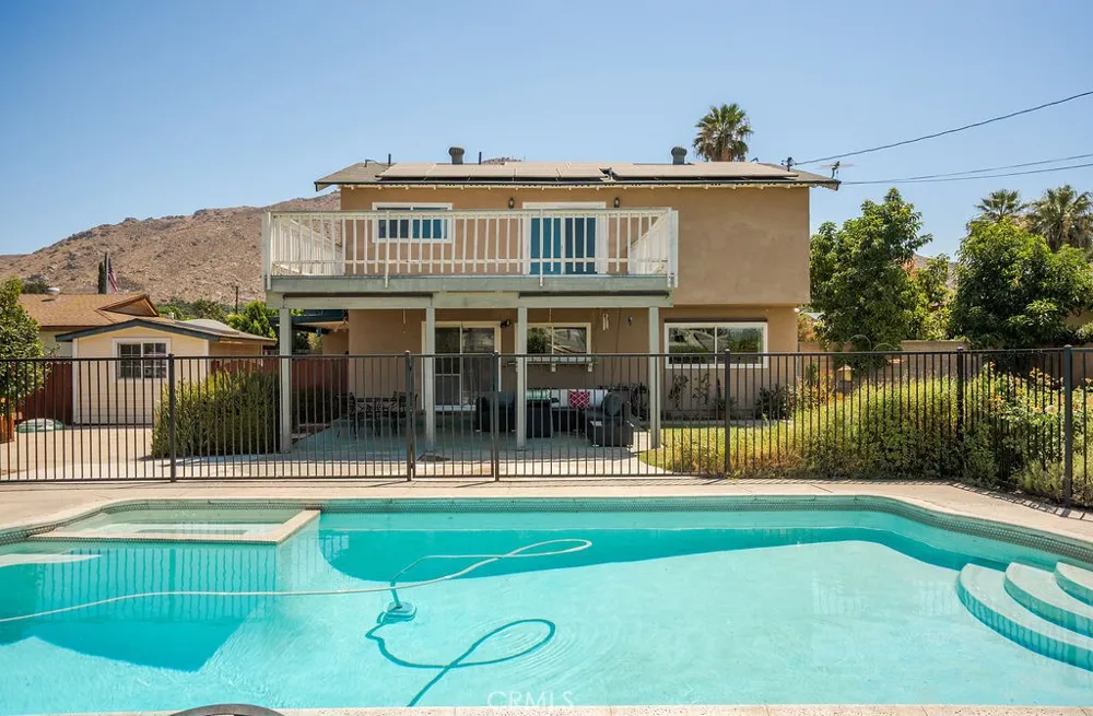 12750 Wilmac Grand Terrace, CA 92313