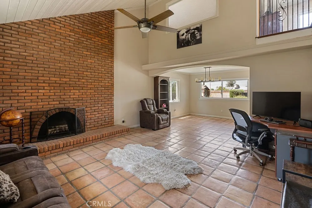 12750 Wilmac Grand Terrace, CA 92313