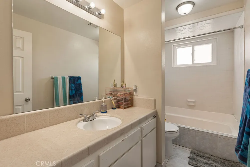 12750 Wilmac Grand Terrace, CA 92313