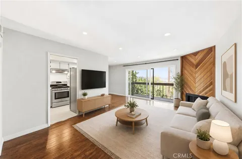 1822 Garvey #8