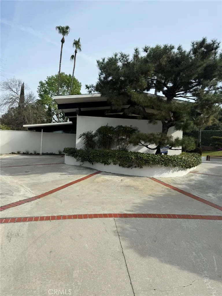 1140 S Serena West Covina, CA 91791
