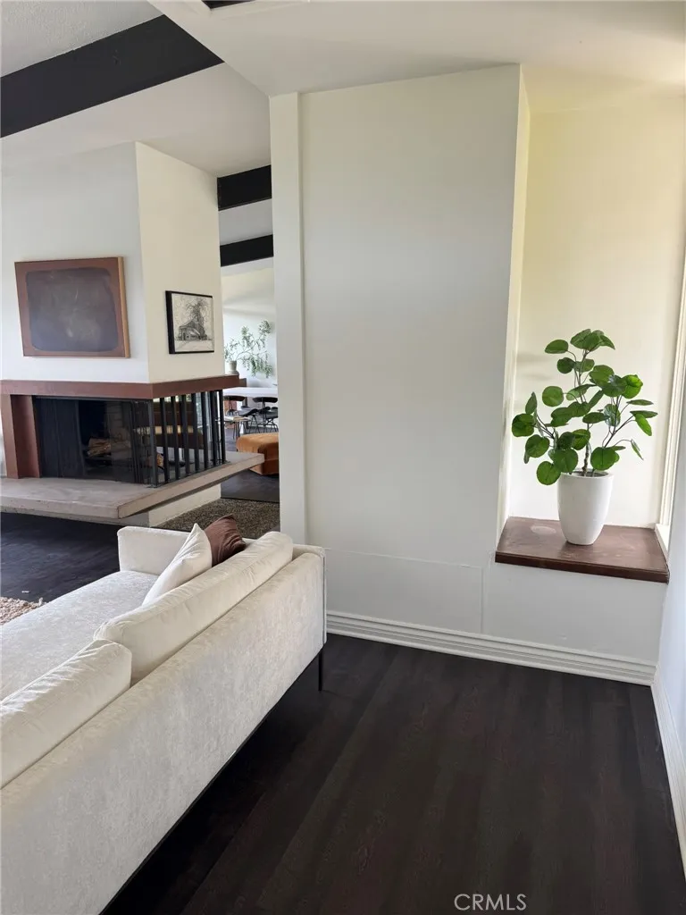 1140 S Serena West Covina, CA 91791