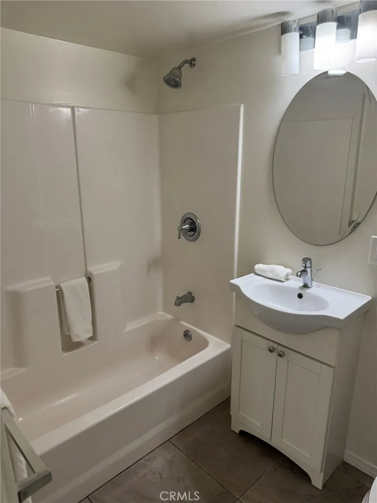 1140 S Serena West Covina, CA 91791