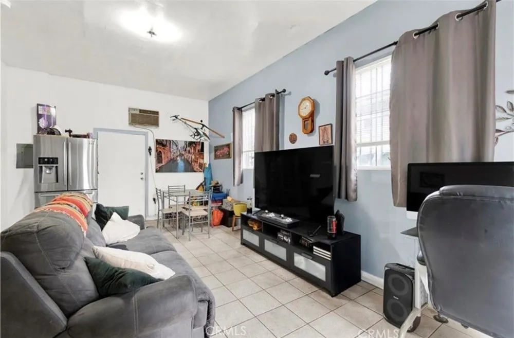 1151 W Mission Pomona, CA 91766