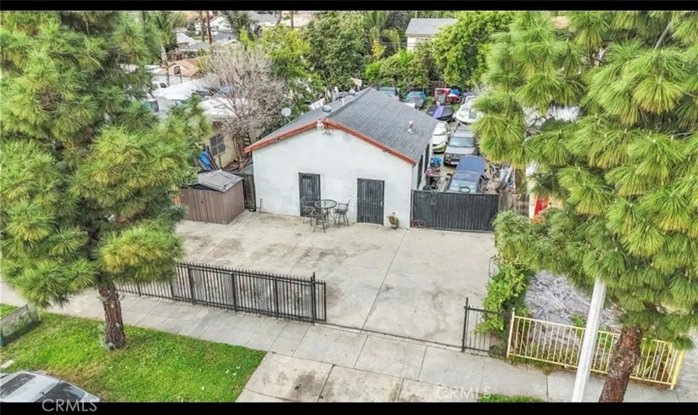 1151 W Mission Pomona, CA 91766