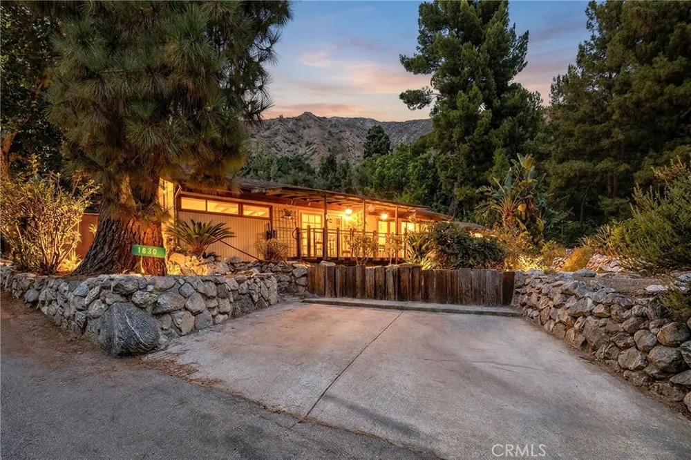 1830 Pasadena Glen Road Pasadena, CA 91107