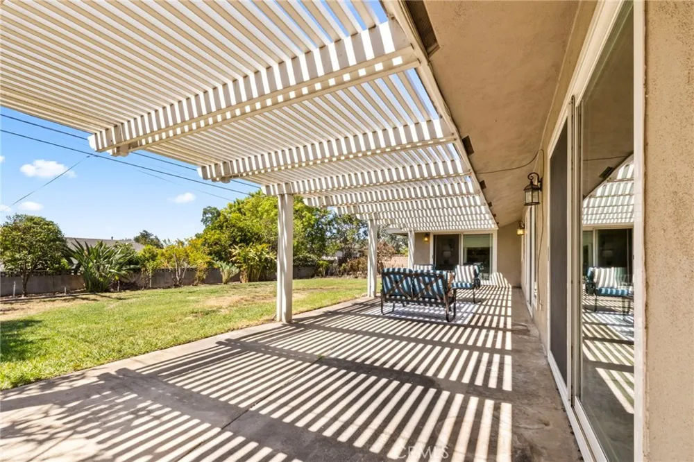 956 W 14th Street Upland, CA 91786
