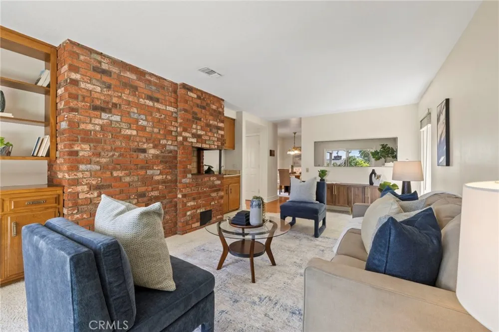 956 W 14th Street Upland, CA 91786