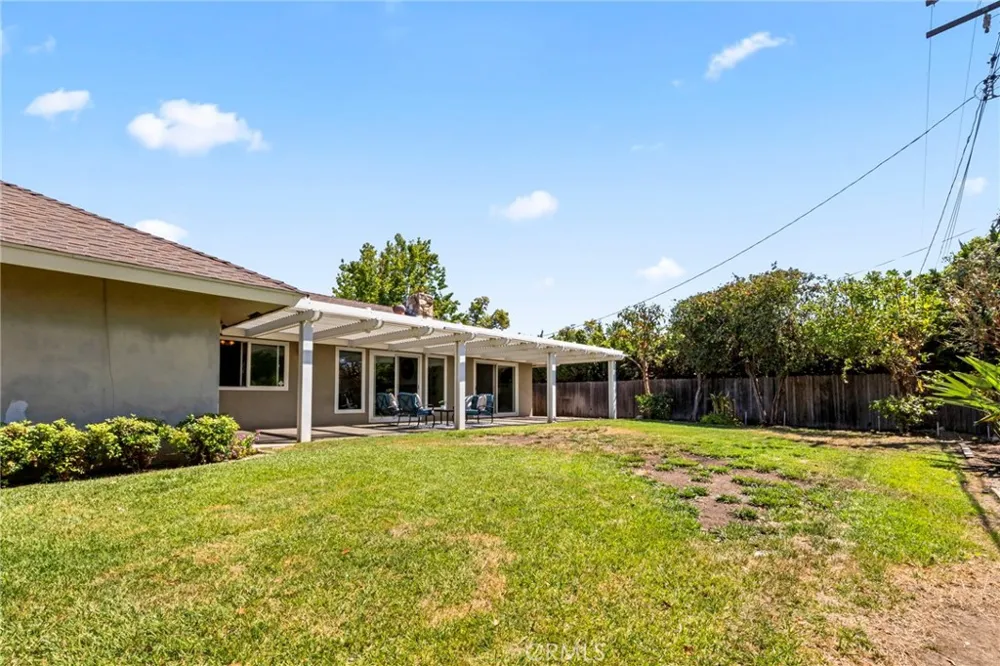 956 W 14th Street Upland, CA 91786