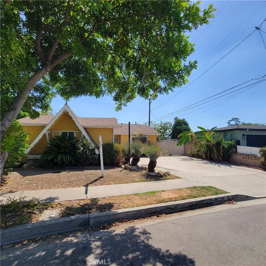 3524 Van Wig Baldwin Park, CA 91706