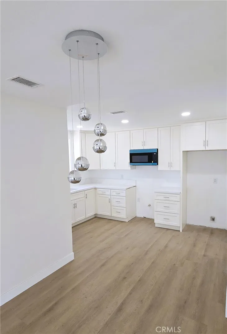 6324 Tampa Los Angeles, CA 91335