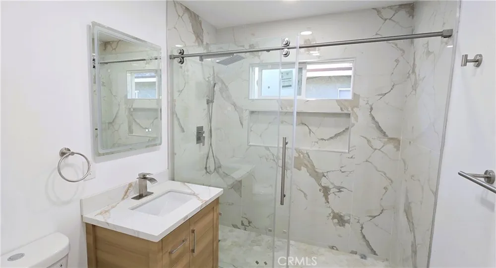 6324 Tampa Los Angeles, CA 91335