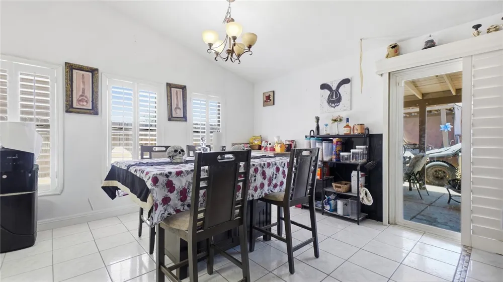 10727 Pershing Adelanto, CA 92301