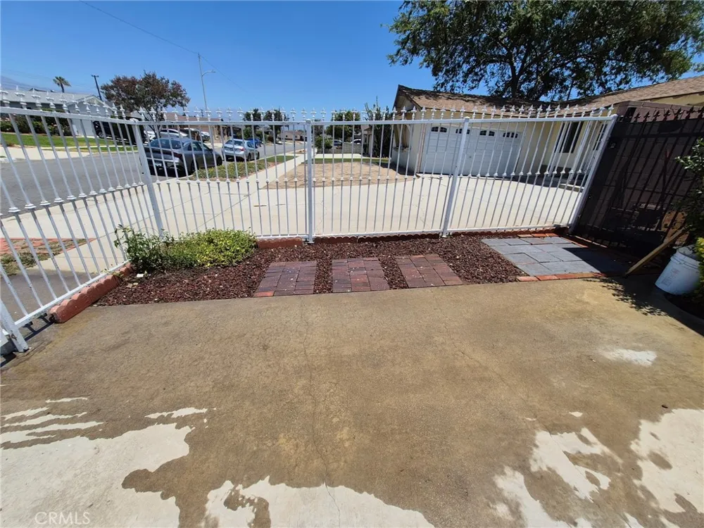 1110 Cabana La Puente, CA 91744