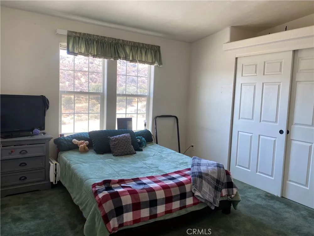 9895 Mias Canyon Banning, CA 92220