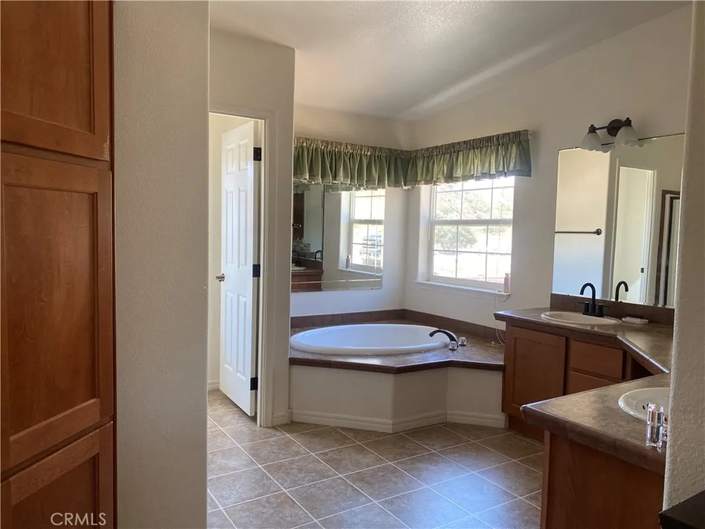 9895 Mias Canyon Banning, CA 92220
