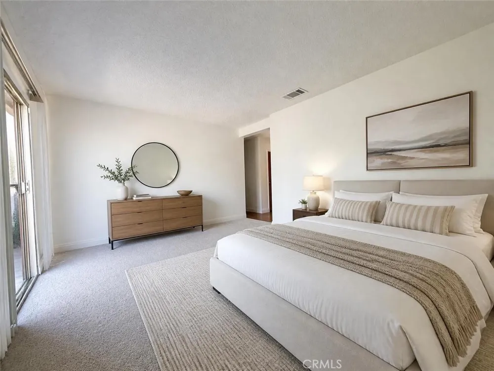 14624 Hutchcroft La Puente, CA 91744