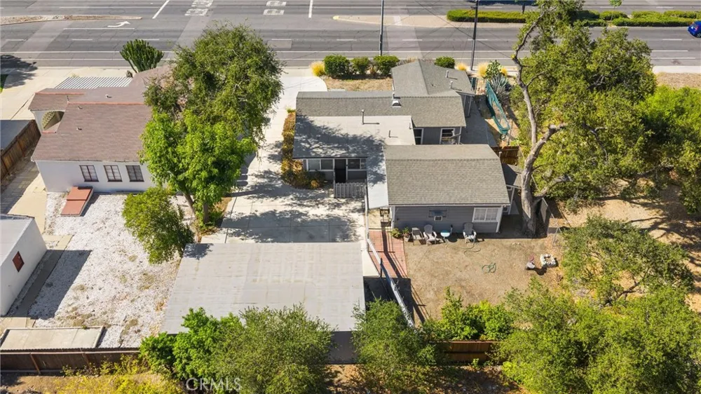 449 Arrow Highway Claremont, CA 91711