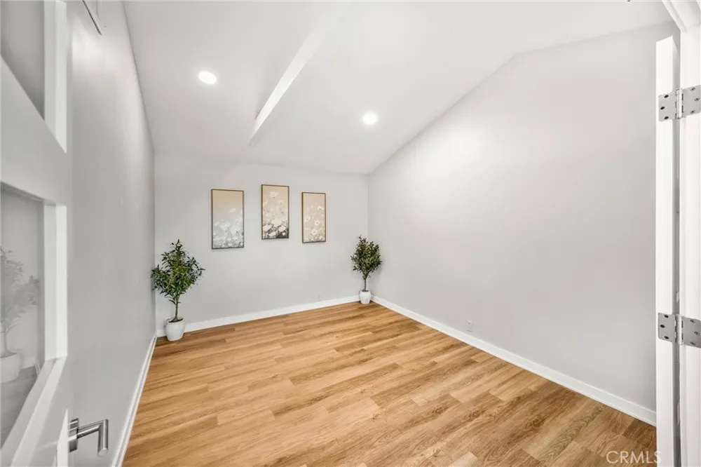 449 Arrow Highway Claremont, CA 91711