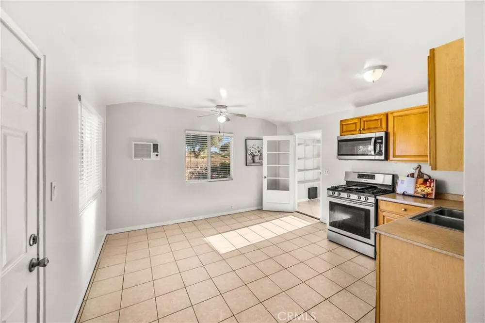 449 Arrow Highway Claremont, CA 91711