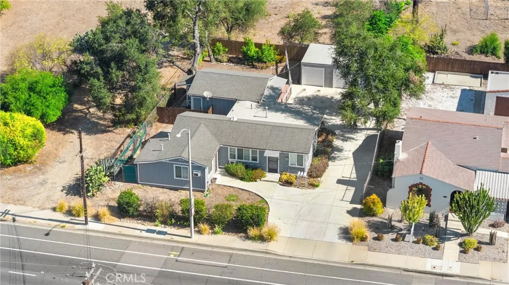 449 Arrow Highway Claremont, CA 91711