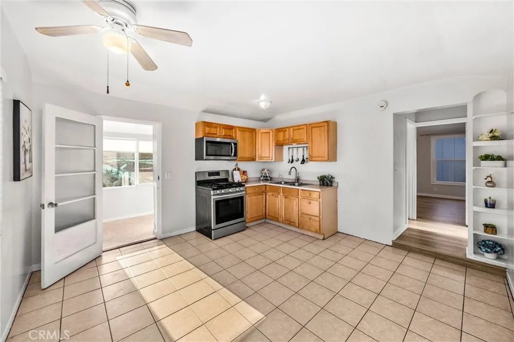 449 Arrow Highway Claremont, CA 91711