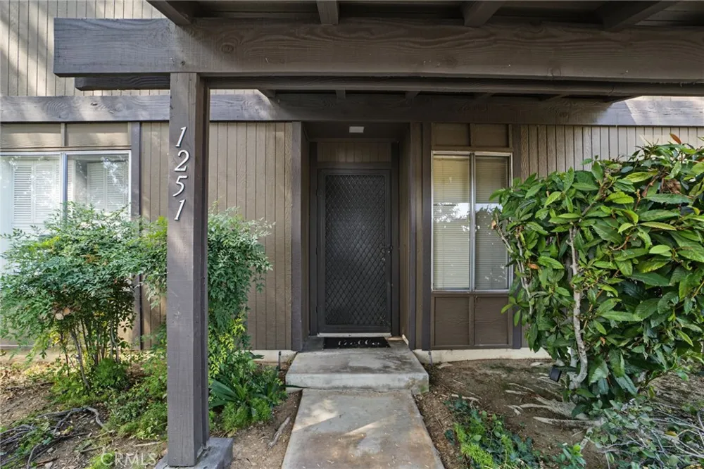 1251 Bonnie Glen Lane San Dimas, CA 91773