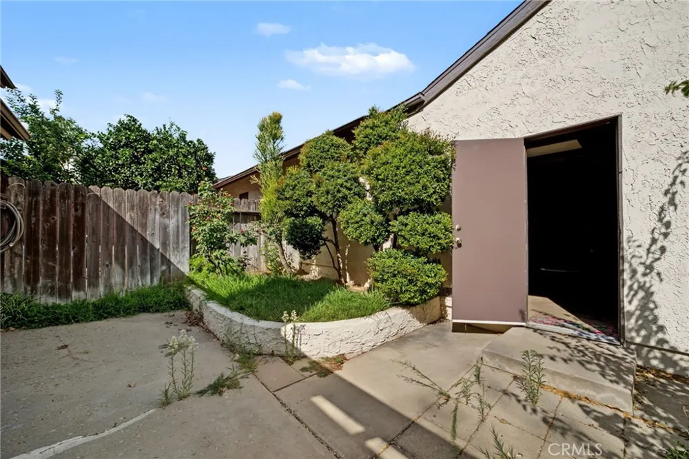 1251 Bonnie Glen Lane San Dimas, CA 91773