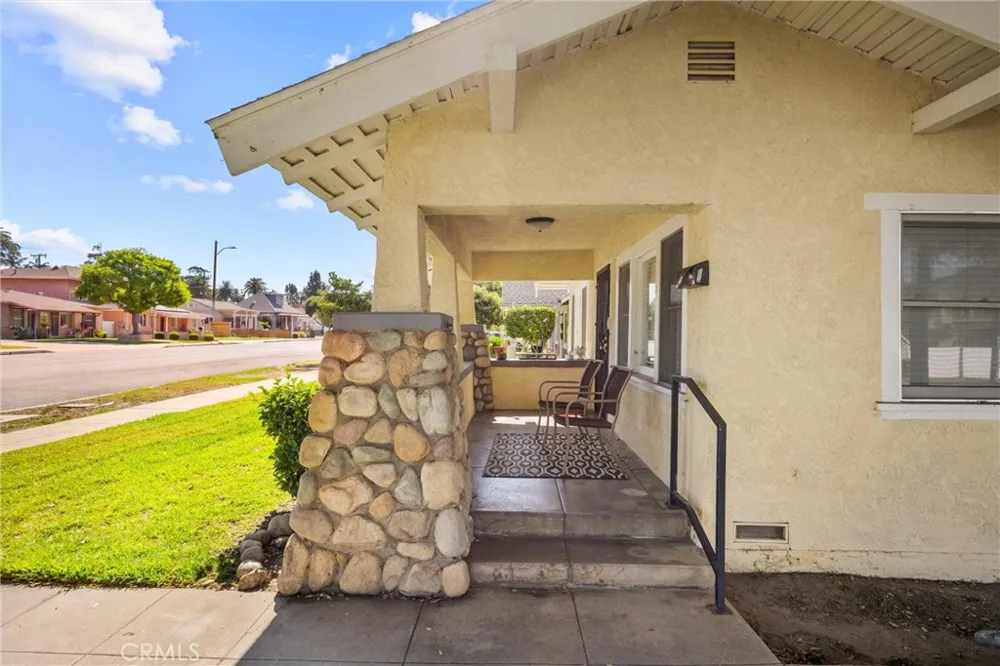 2408 2nd Street La Verne, CA 91750