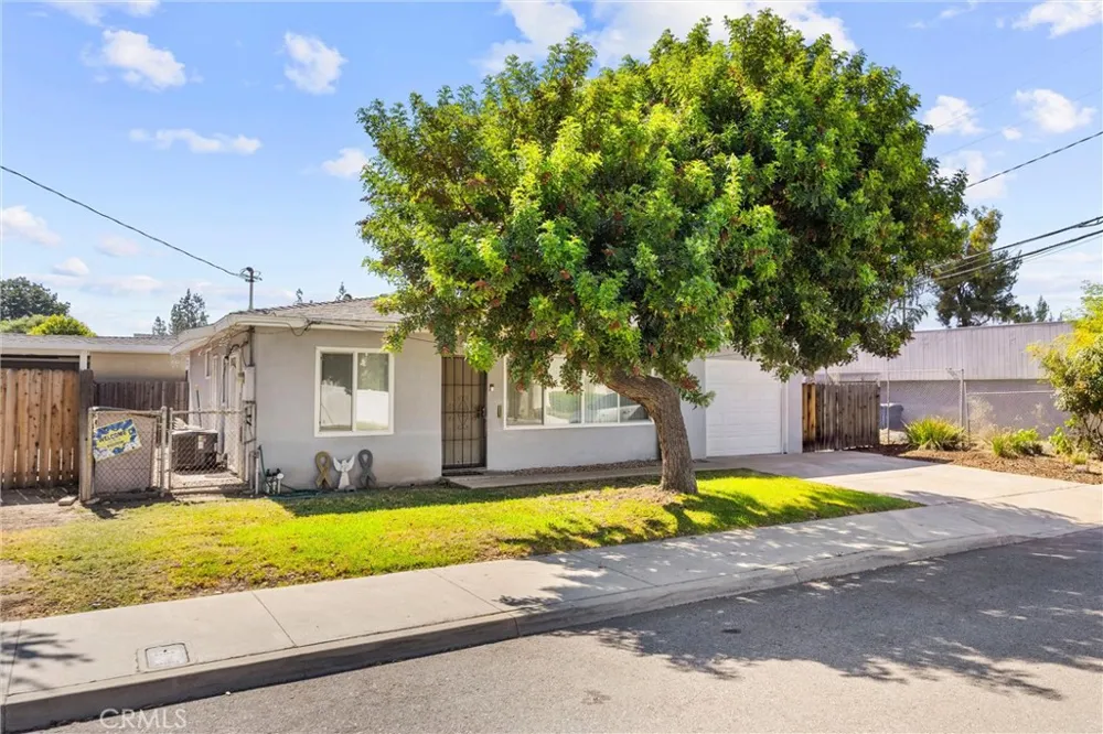 2408 2nd Street La Verne, CA 91750