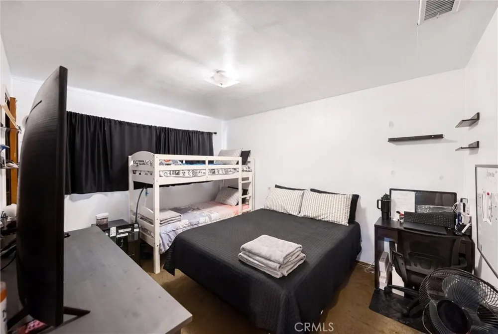 2408 2nd Street La Verne, CA 91750