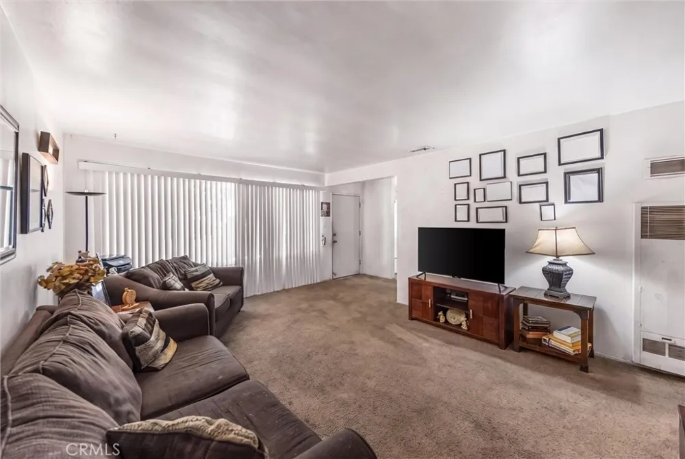 2408 2nd Street La Verne, CA 91750
