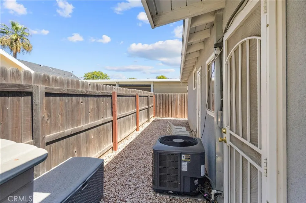 2408 2nd Street La Verne, CA 91750