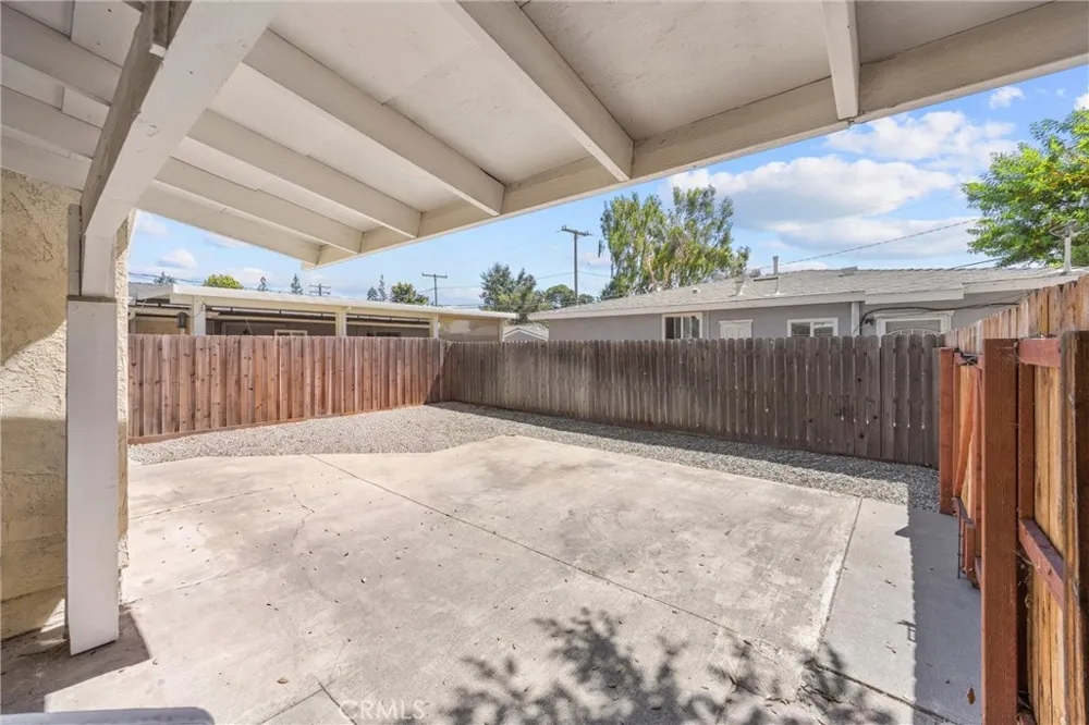2408 2nd Street La Verne, CA 91750