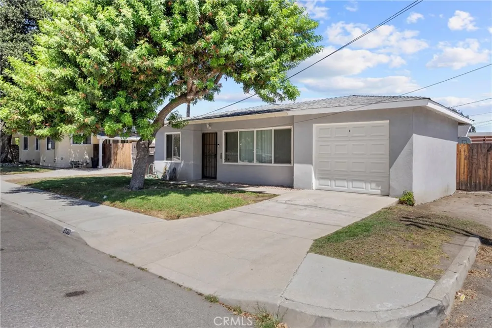 2408 2nd Street La Verne, CA 91750