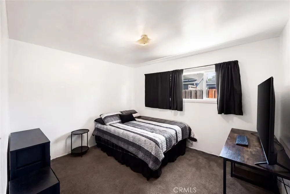 2408 2nd Street La Verne, CA 91750