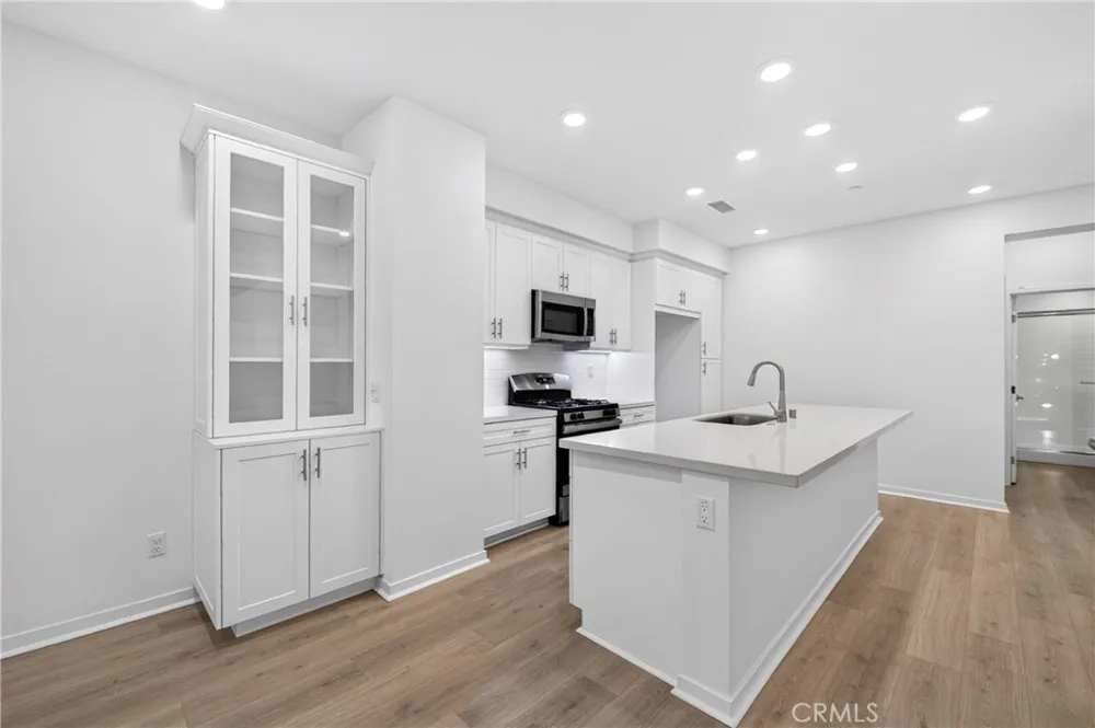 16426 Whittier Blvd. #5 Whittier, CA 90603