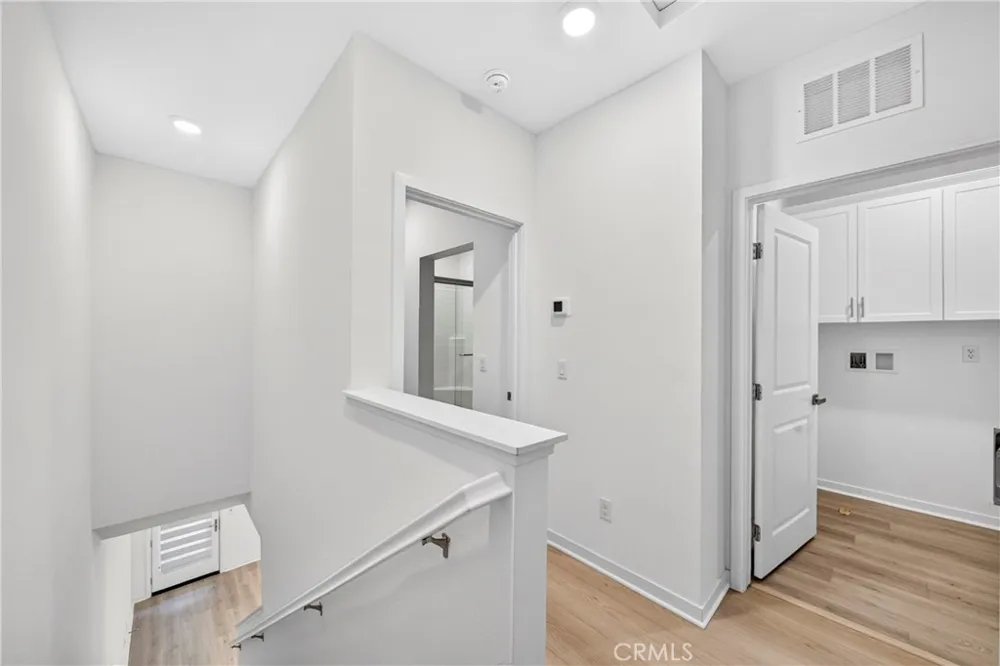 16426 Whittier Blvd. #5 Whittier, CA 90603