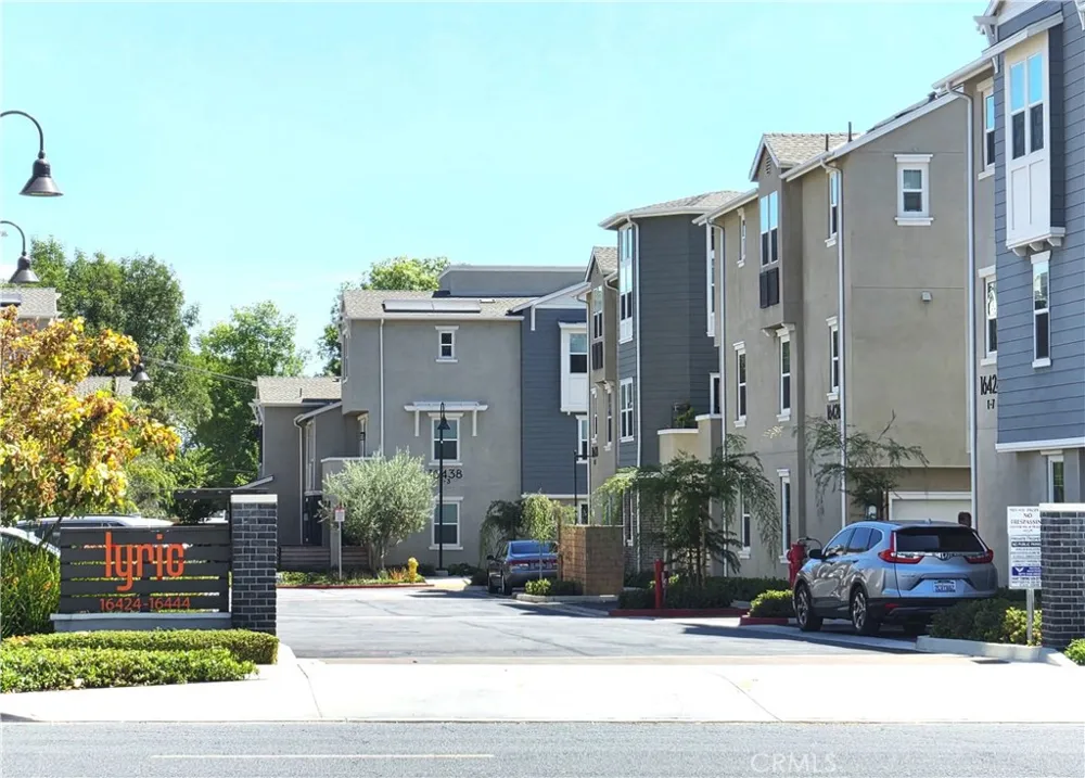 16426 Whittier Blvd. #5 Whittier, CA 90603