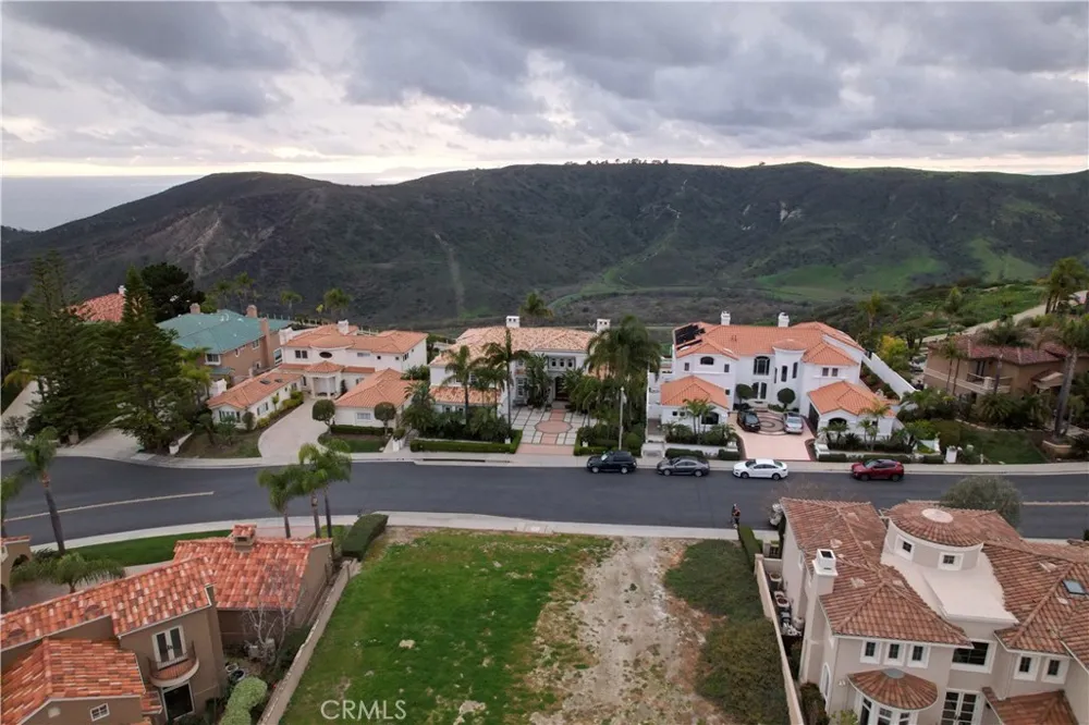 42 San Simeon Laguna Niguel, CA 92677