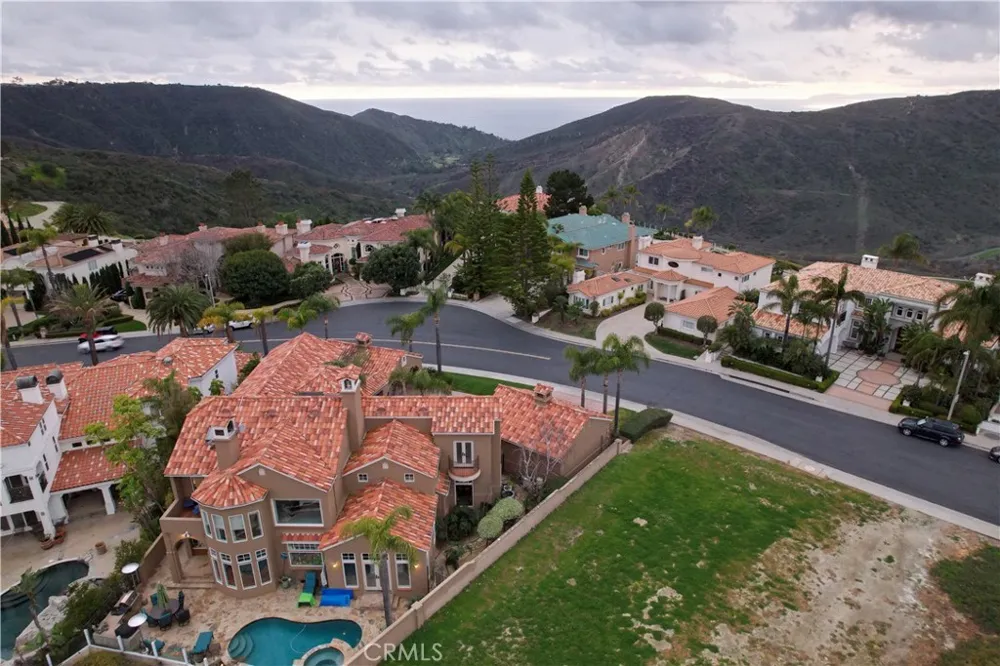 42 San Simeon Laguna Niguel, CA 92677