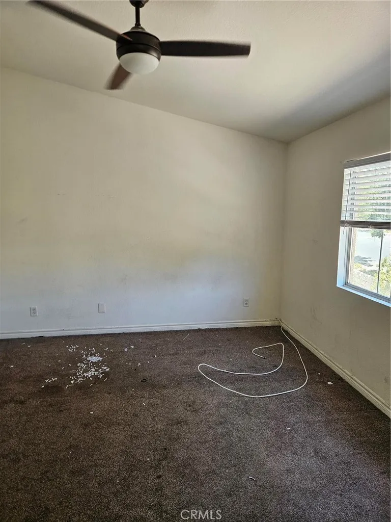 7845 Oak Court Highland, CA 92346