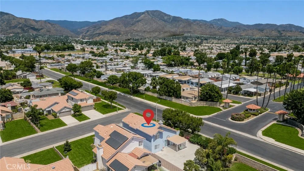 27495 Silverberry Highland, CA 92346