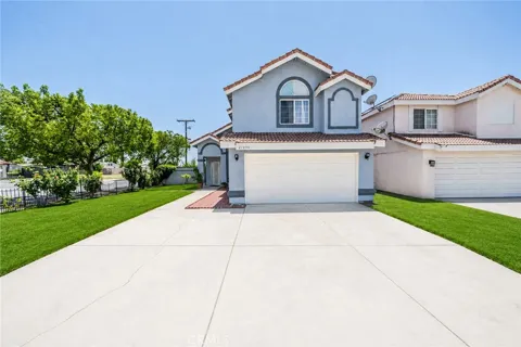 27495 Silverberry