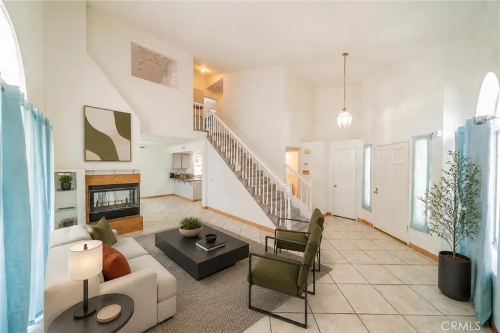 27495 Silverberry Highland, CA 92346