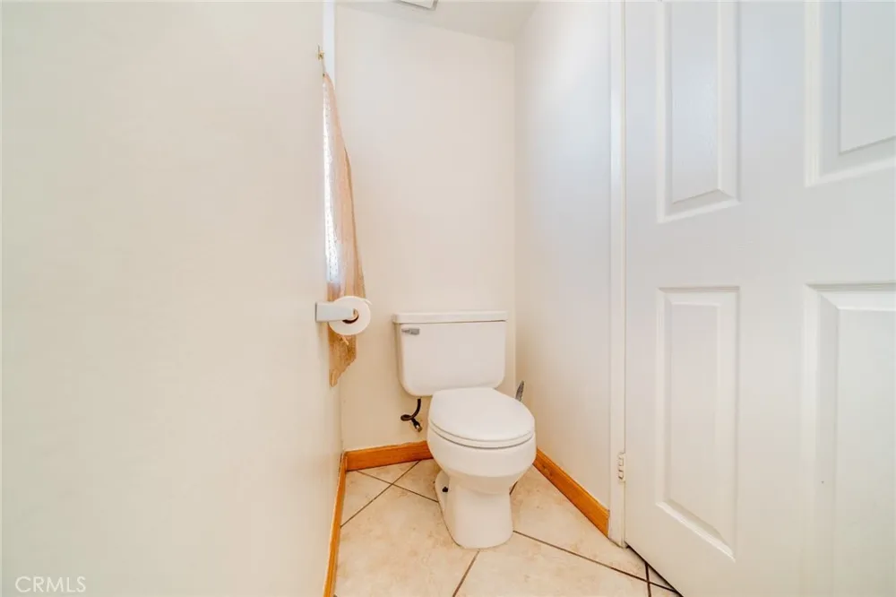 27495 Silverberry Highland, CA 92346