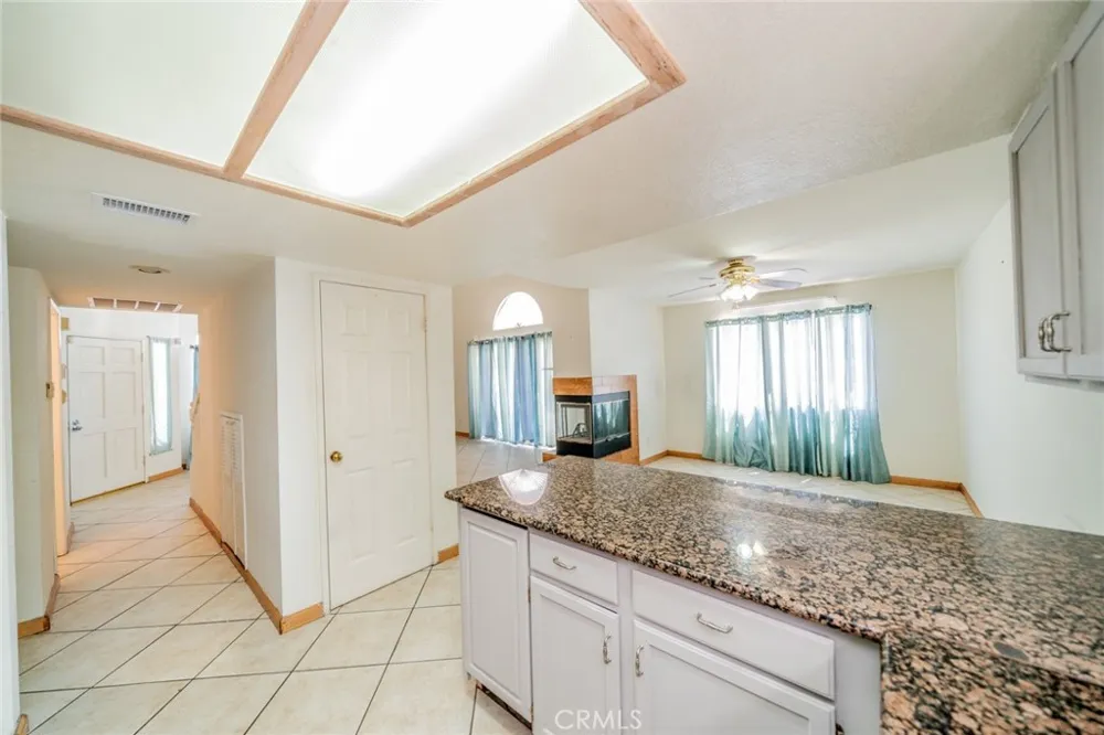 27495 Silverberry Highland, CA 92346