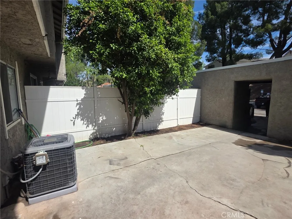 26938 Via Terraza Saugus, CA 91350