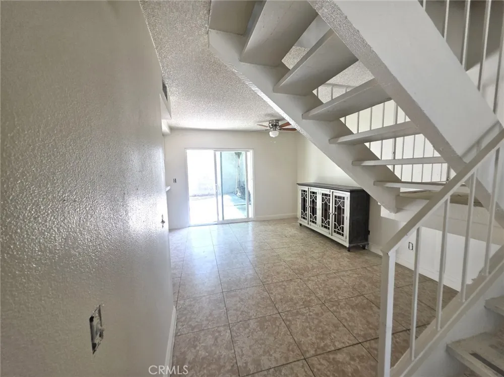 26938 Via Terraza Saugus, CA 91350